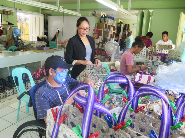 Kilusang Kabalikat ng mga may Kapansanan para sa Kinabukasan President May Camili joins the PWDs in their workshop