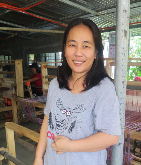 Andre Asqigue of Quezon, owner of the Indigenous Enabel Craft