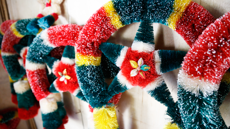 Intricately designed Christmas lanterns of RLM Products