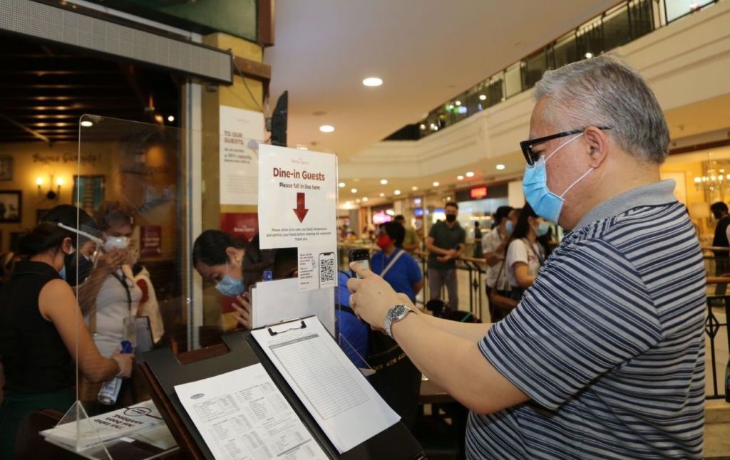 Trade Chief scanning QR code