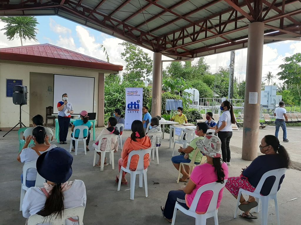 Participants of Negosyo Serbisyo sa Barangay