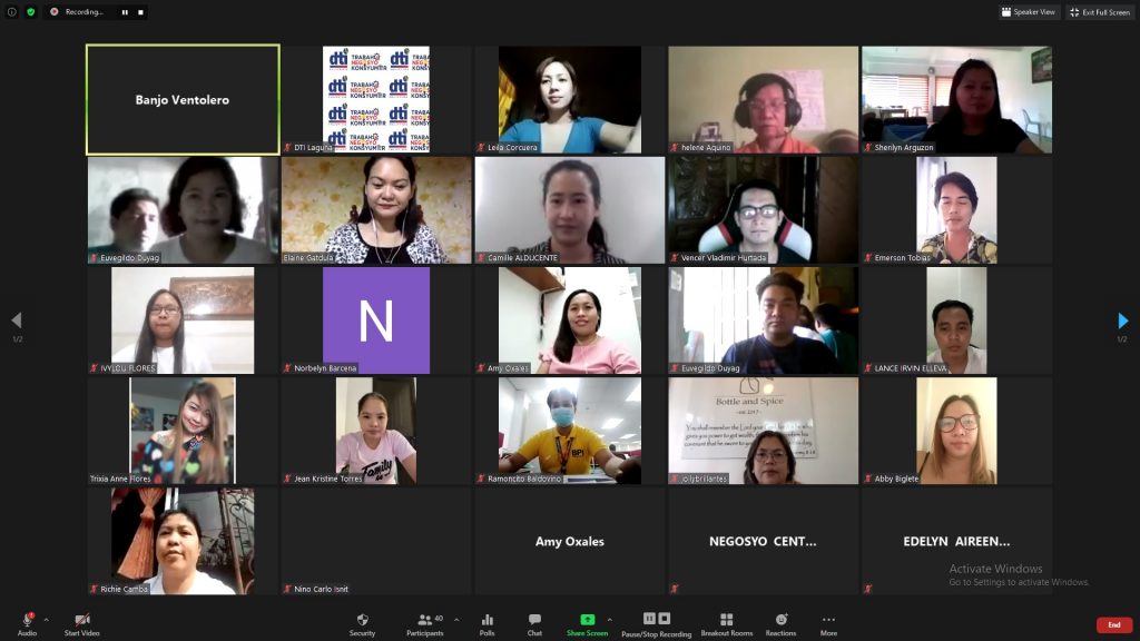 Zoom Participants Grid View