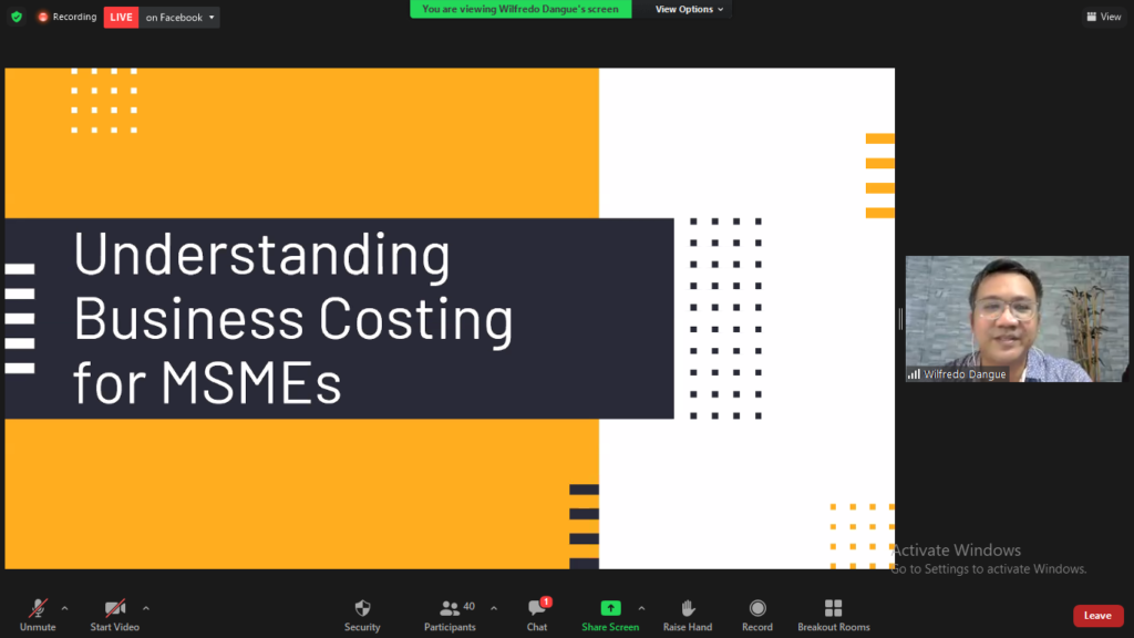 screenshot of the presentation and the resource speaker of the webinar