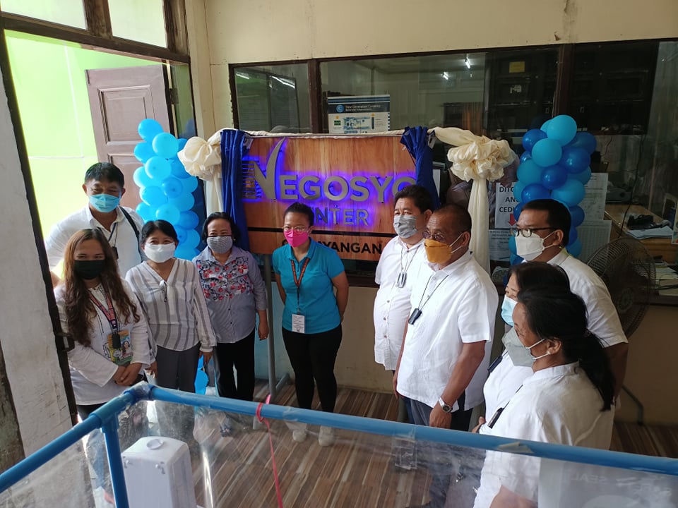 in photo: DTI Quezon with its Provincial Director Julieta Tadiosa and Regional Director Marilou Q. Toledo in launching of Negosyo Center Guinayangan