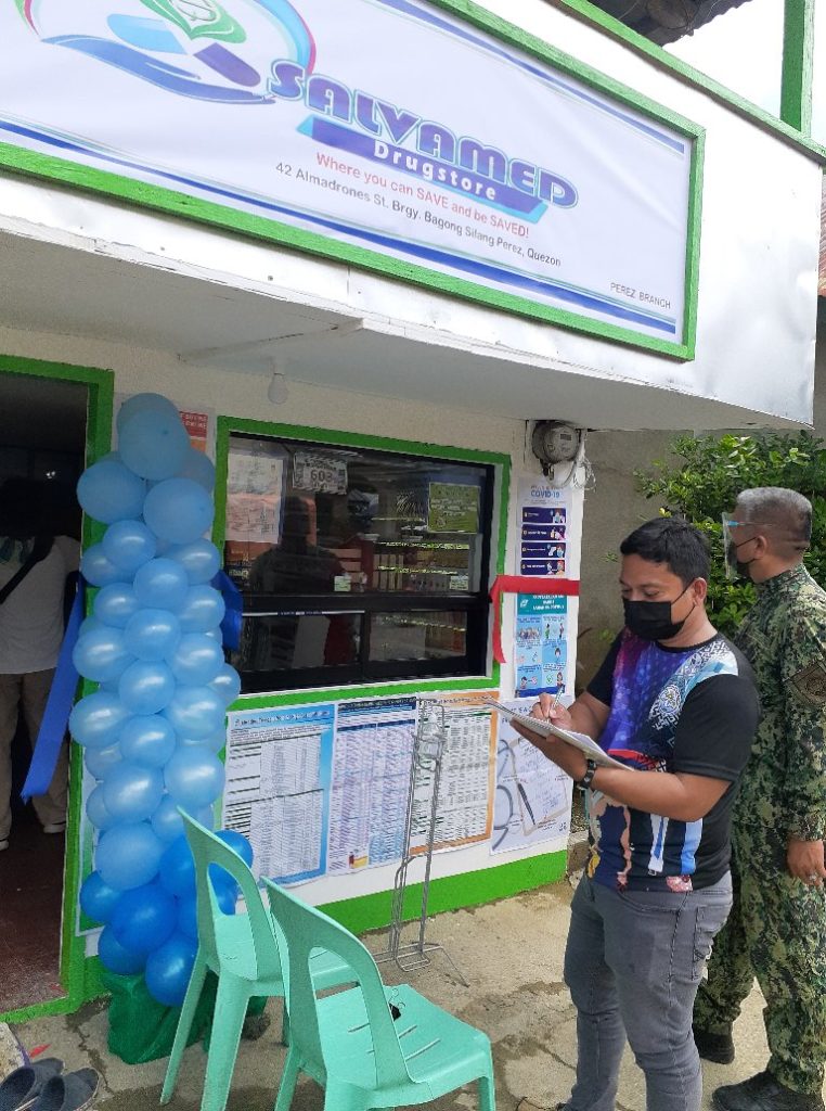 in photo: Perez PNP together with NC Alabat in conducting the joint inspection on health standard protocol