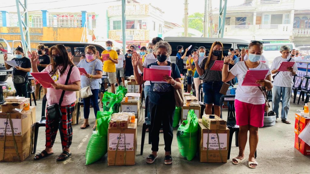 in photo: LSP-NSB Livelihood kits beneficiaries conducting their Pledge of Commitment