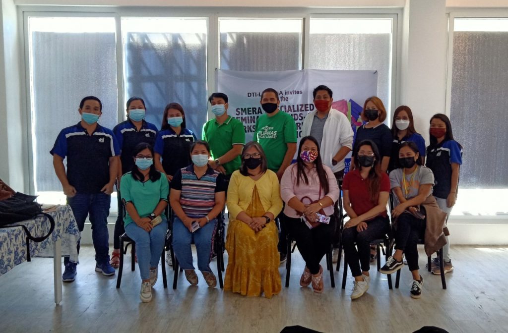 Group photo of the Attendees of the SMERA seminar on pricing and costing