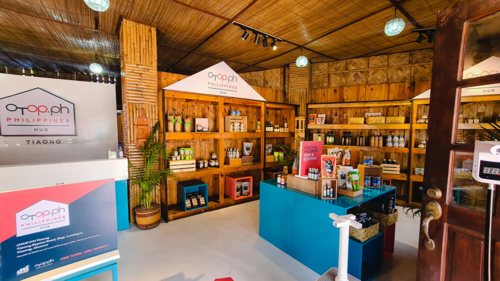 in photo: OTOP Hub in Tiaong, Quezon