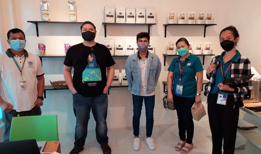 Group photo of the DTI Quezon and
Diamond Industrial Systems Provider, Inc. personnel who conducted the site visit