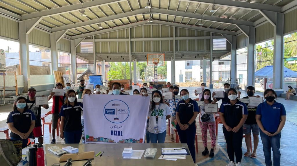Group picture of the attendees of LSP-NSB awarding of business kits