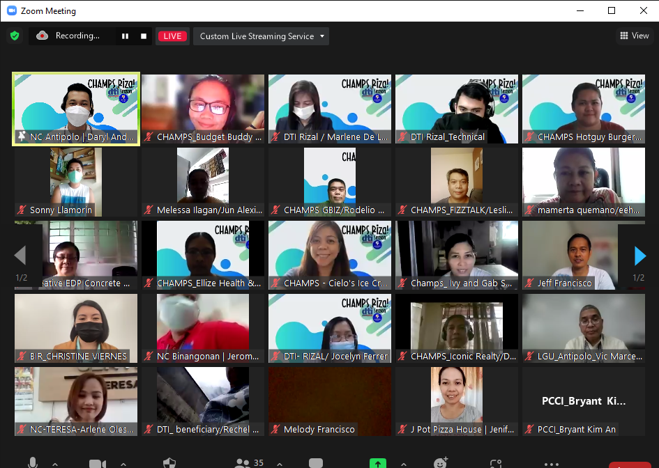 Crowd shot of the attendees of webinar