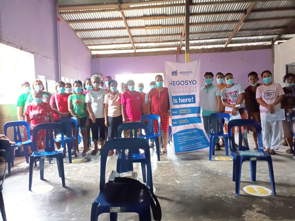 In photo: NC Agdangan together with the LSP-NSB beneficiaries