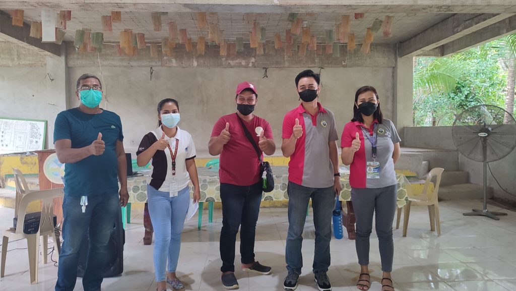 In Photo: Department of Trade and Industry (DTI) Quezon, Negosyo Center Quezon, together with the Local Government Unit of Quezon, Quezon and Sangguniang Brangay of Cometa