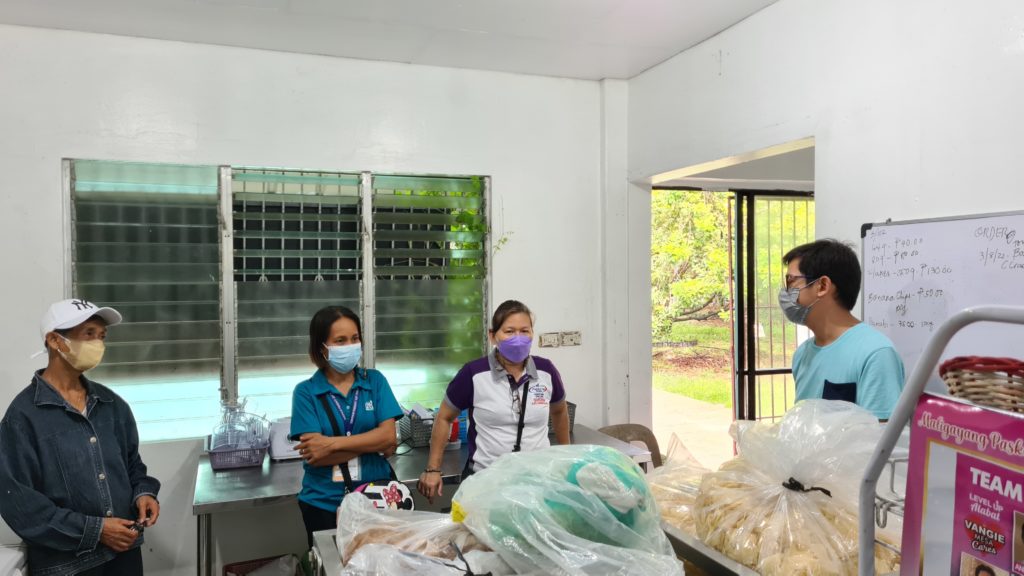 DTI SSF Quezon inspecting the machines