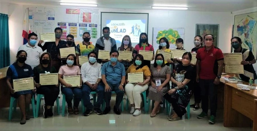 Group picture of the attendees of Localized Kilos-Unlad Training