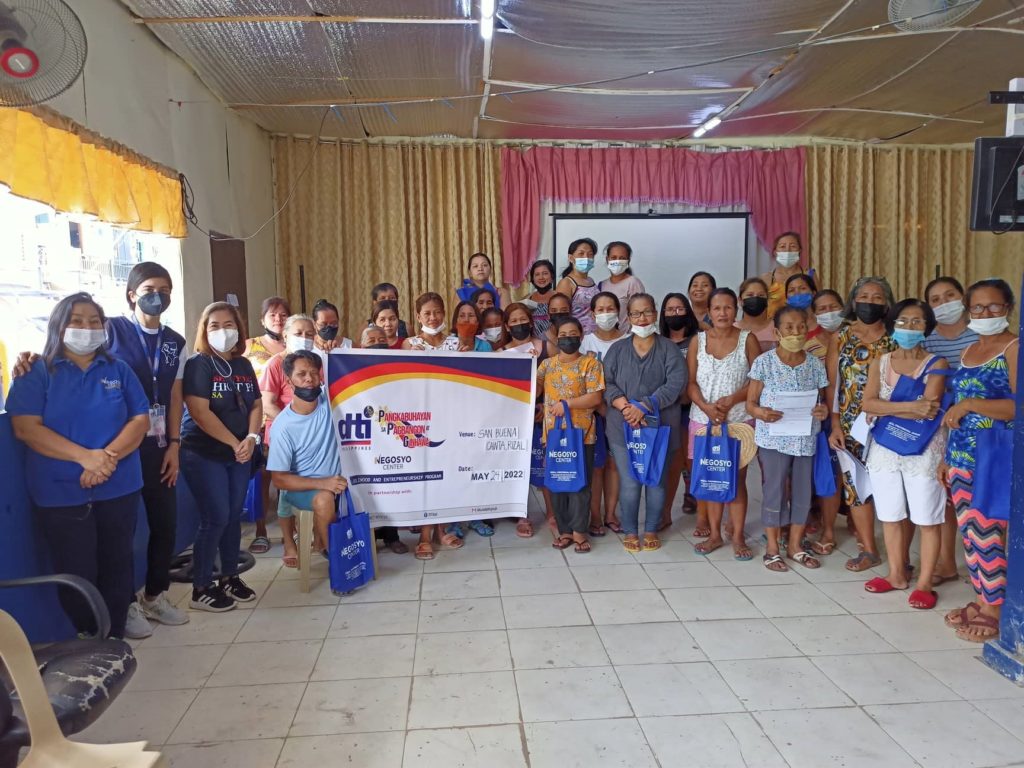 Group photo taken after the orientation