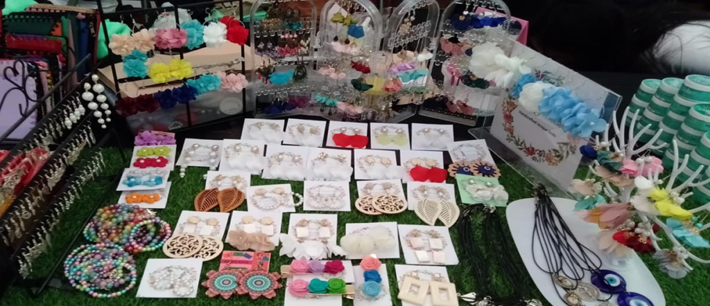 Leny Handy Crafts products