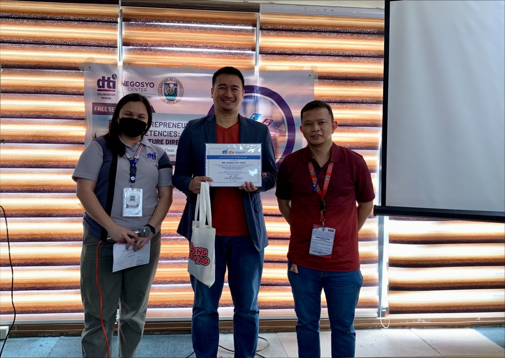 in photo: Mr. Johnny Boy “JB” Tizon, together with Negosyo Center Business Counselors in Laguna.