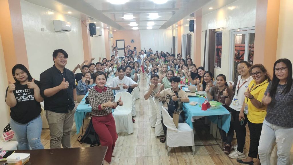 In photo: DTI Quezon together with 3PK Bida Youth Program beneficiaries from Guinayangan, Quezon.