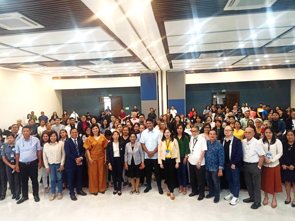 Group photo of the attendees of 10th Cavite MSME Conference.