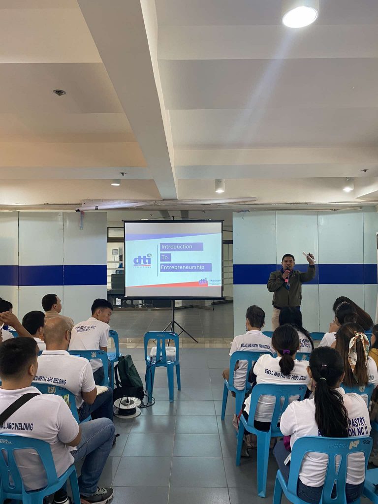 09232024_DTI-Laguna Conducts Livelihood Orientation Seminar (2)