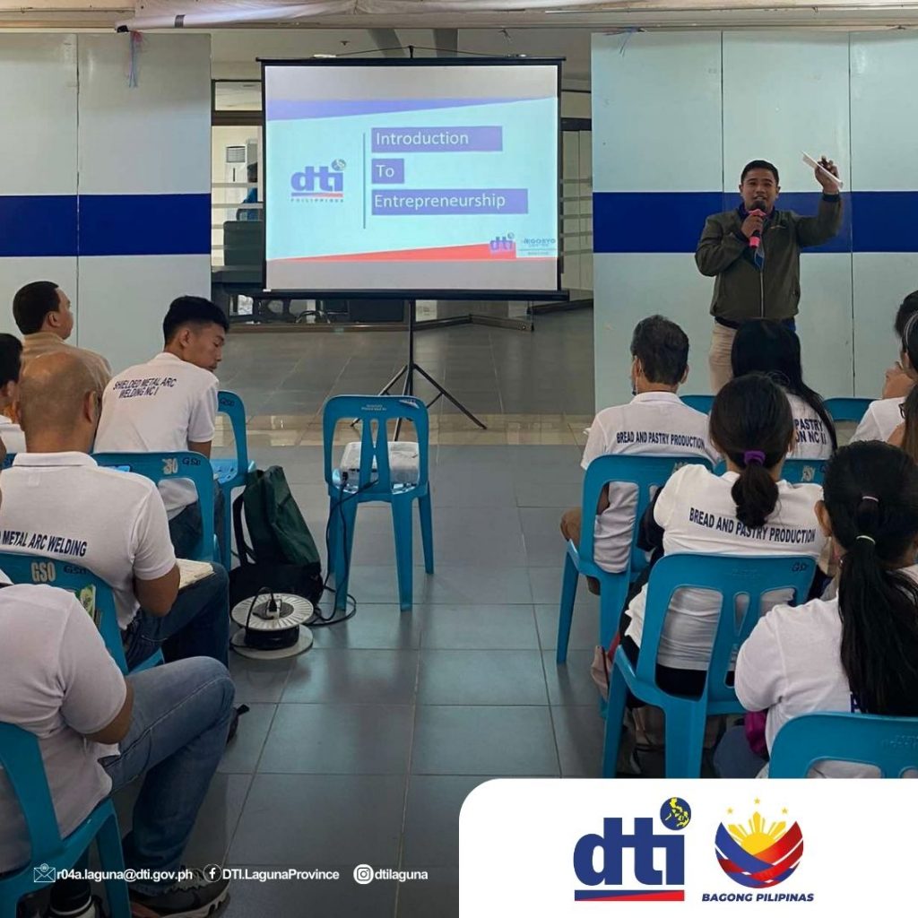 12162024_DTI-Laguna Orients CMDC Beneficiaries on Livelihood Programs (2)