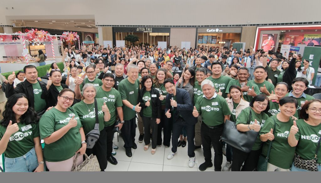 In Photo: DTI-Laguna Joins Go Negosyo’s 3M on Wheels at SM Center San Pedro City