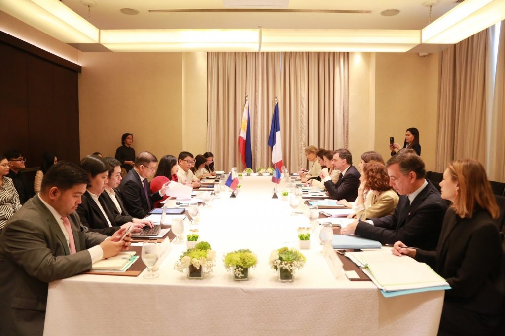 Bilateral meeting between the Philippines and France at the Fairmont Hotel, Makati City