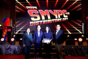 From left to right: San Miguel Yamamura Packaging Corporation (SMYPC) VP & Sales and Marketing Director Edita P. Molato, SMYPC President Ferdinand A. Tumpalan, DTI Regional Operations Group Supervising Head Usec. Blesila Lantayona, and SMYPC Executive Vice-president Kei Sato pose for a photo during the 7th Distributors Day event in Pasig City.
