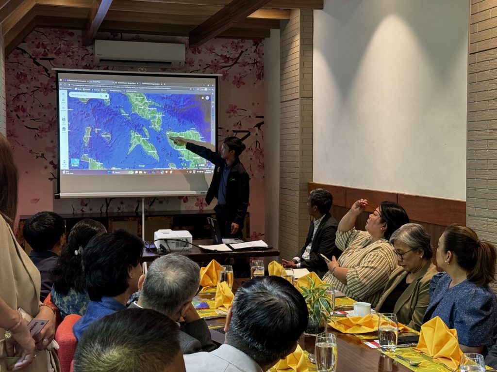 The PGNS economic team discussing the province’s port locations.