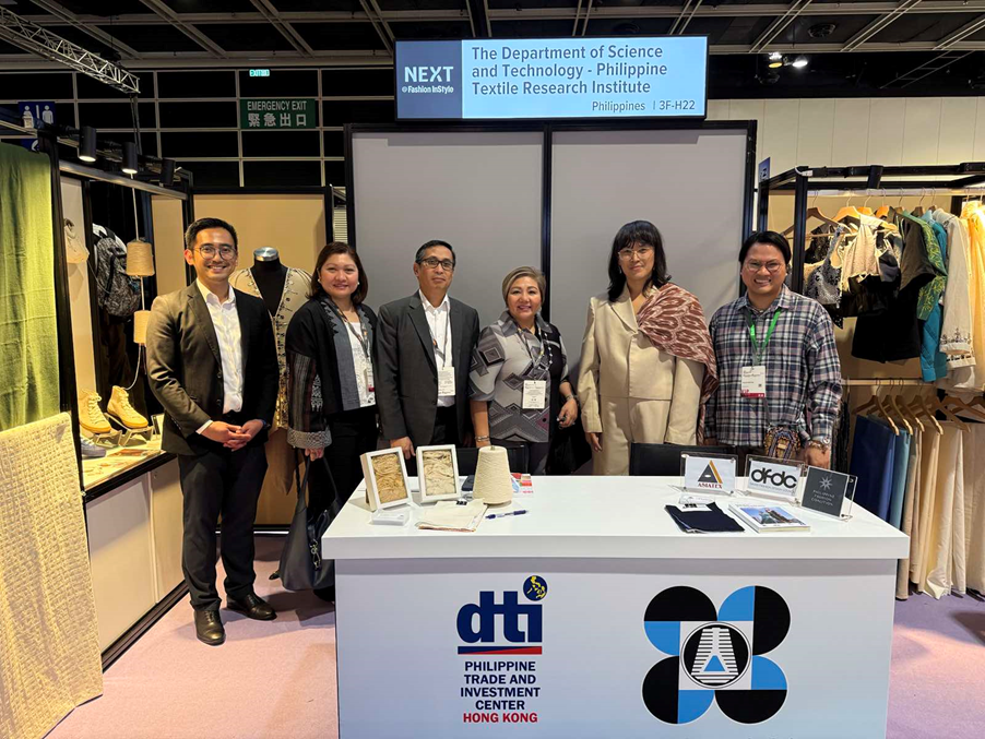 In photo:  Atty. Roberto B. Mabalot, Jr., Vice Consul (Commercial) & Commercial Attache, PTIC-HK (leftmost); and, Mr. Cris Angelo Patalunan, Science Research Specialist II, DOST-PTRI (2nd from right); Mr. Romulo Victor M. Israel Jr., Philippine Consul General to Hong Kong SAR (3rd from left); Atty. Allan G. Revote, Vice Consul for Political and Economic Affairs, PCGHK; and, Ms. Maribeth Barros, Manila Consultant, HKTDC.