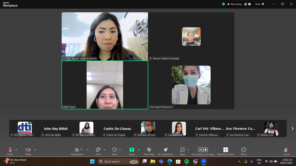 Group photo of participants and organizers from DTI-Laguna’s customer service webinar.